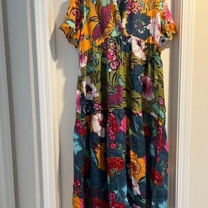 Anthropologie Kallie Flowy Maxi Dress Size Medium
